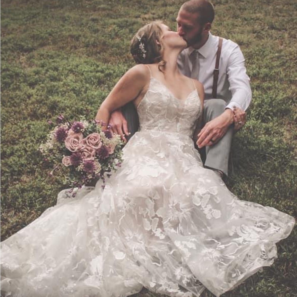 Maddi Lane Wedding Dress